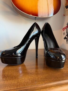 Sexy Black Patent Platform Stiletto Pumps